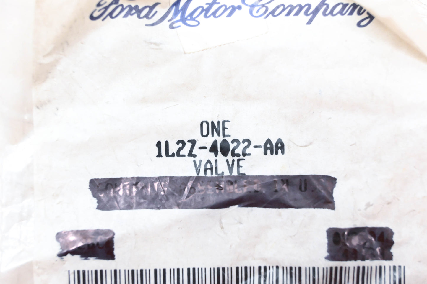New OEM Ford 1L2Z-4022-AA Front Axle Vent Valve NOS