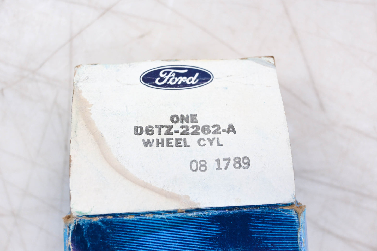 New OEM Ford D6TZ-2262-A Rear Drum Brake Wheel Cylinder Assembly NOS