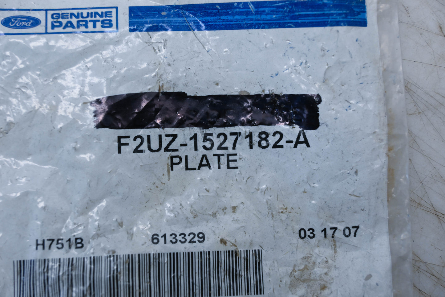 New OEM Ford F2UZ-1527182-A Door Latch Retainer Plate NOS