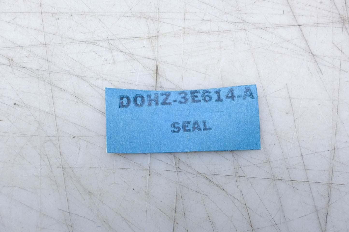 New OEM Ford D0HZ-3E614-A Seal NOS