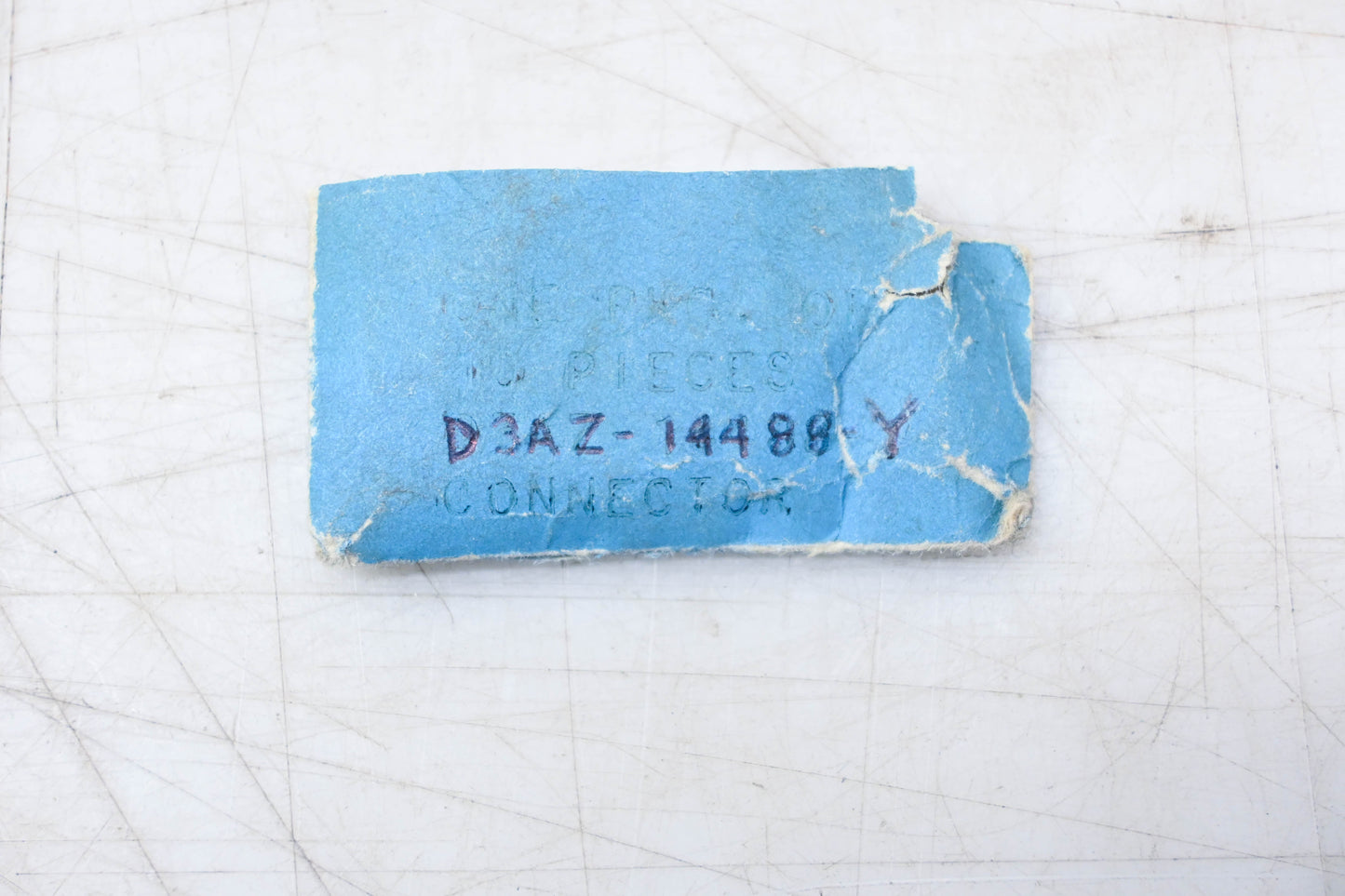 New OEM Ford D3AZ-14488-Y Wire Connector NOS