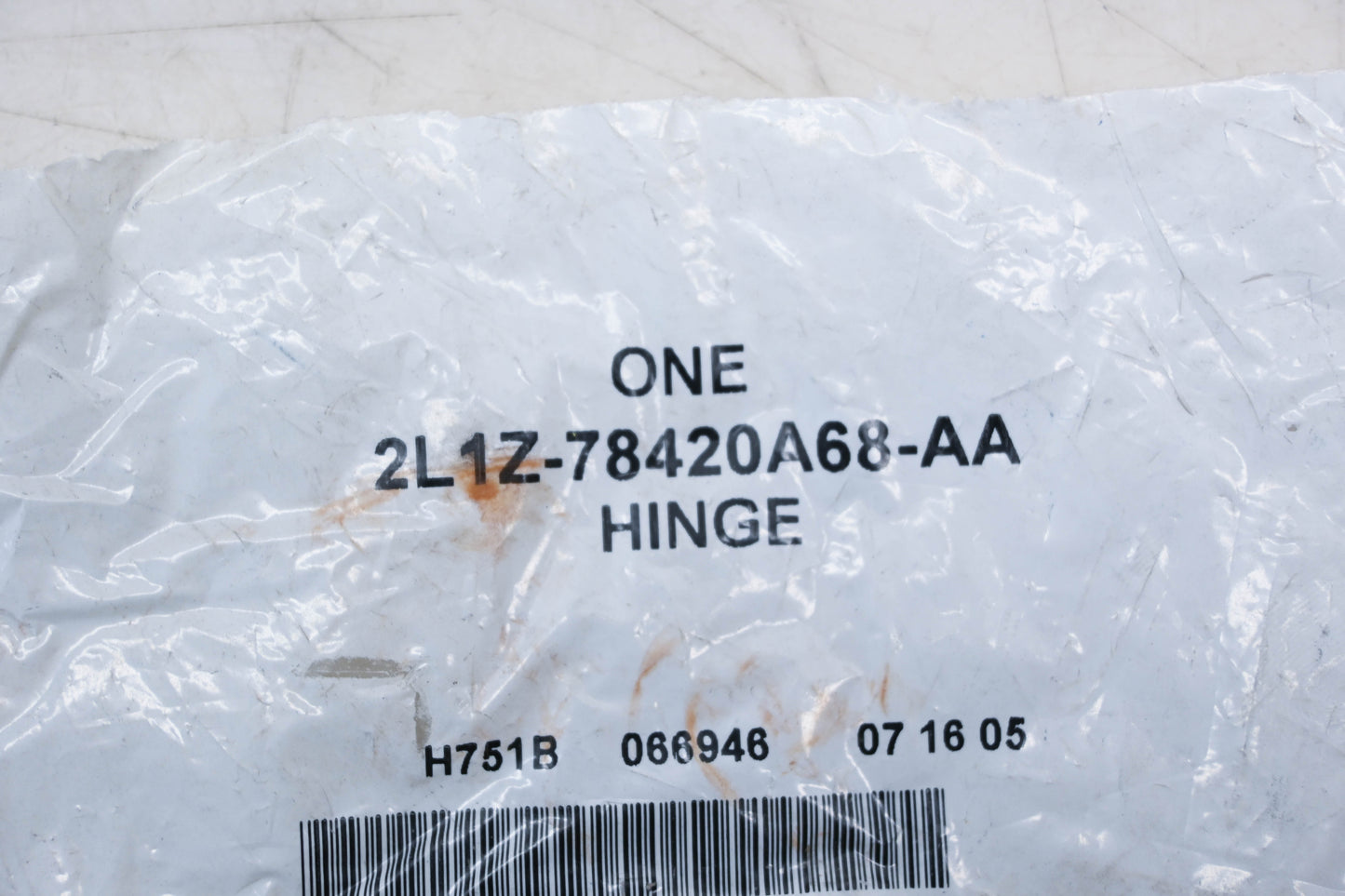 New OEM Ford 2L1Z-78420A68-AA Hinge Assembly NOS