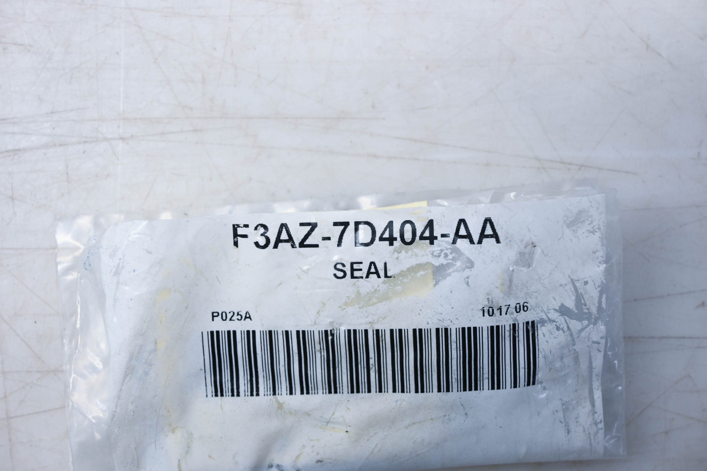 New OEM Ford F3AZ-7D404-AA Seals Qty 2 NOS