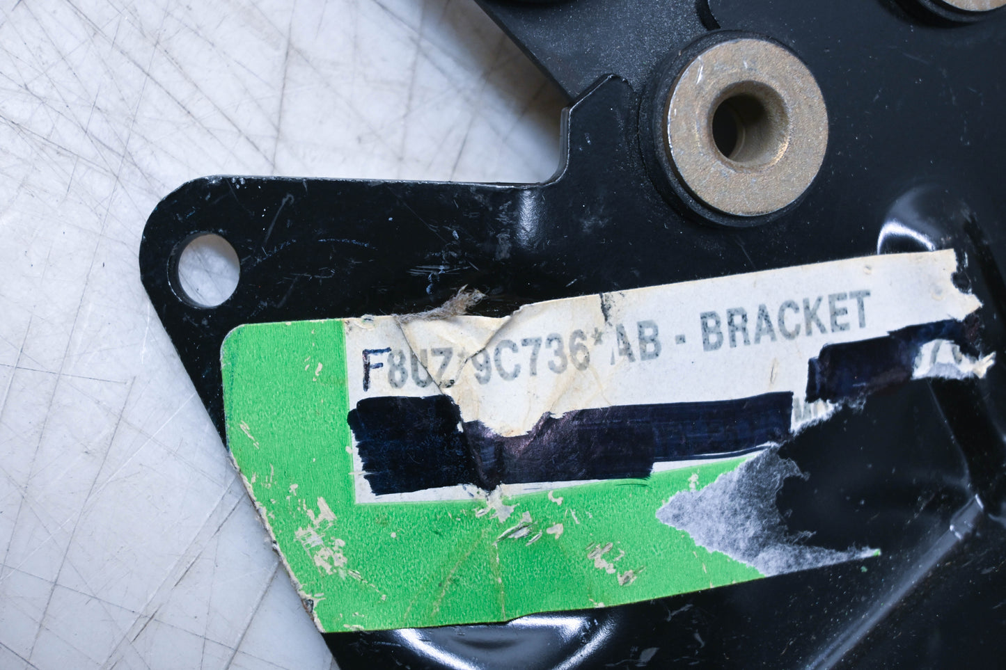 New OEM Ford F8UZ-9C736-AB Servo Bracket NOS