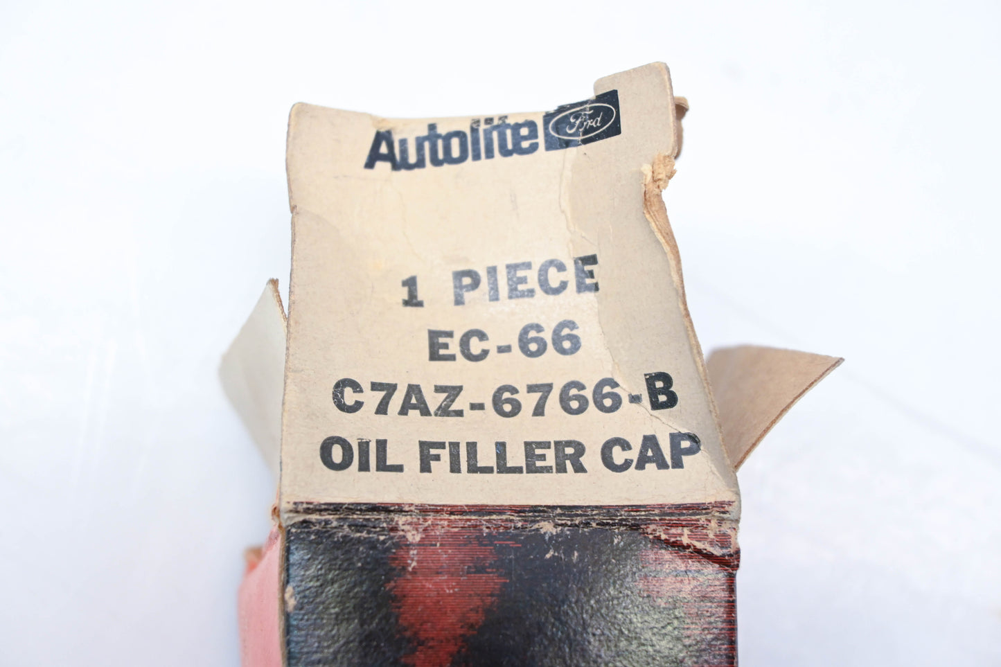 New OEM Motorcraft EC-66, C7AZ-6766-B Oil Filler Cap NOS