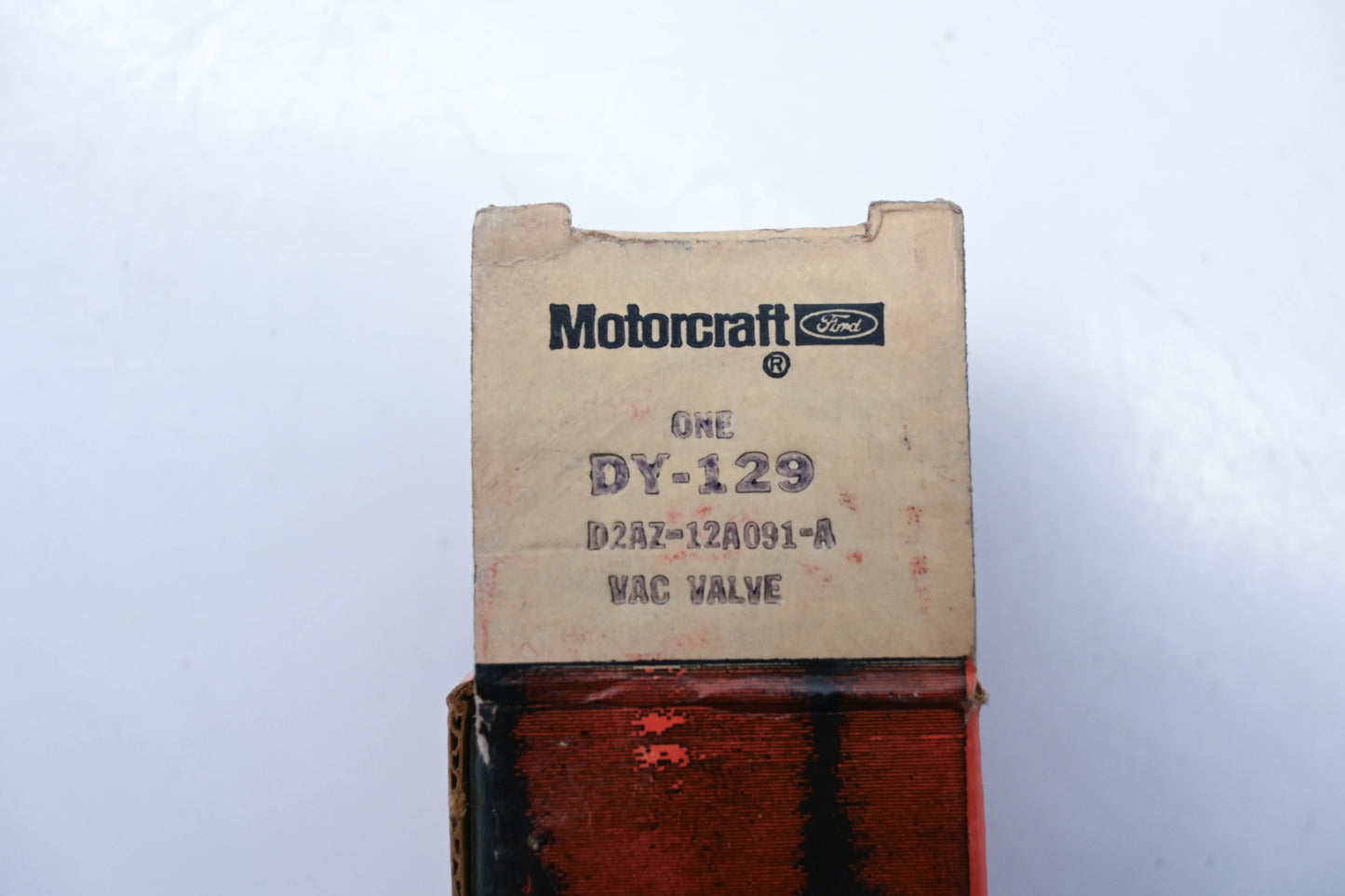 New OEM Motorcraft DY-129, D2AZ-12A091-A Distributor Vacuum Control Valve Assembly NOS