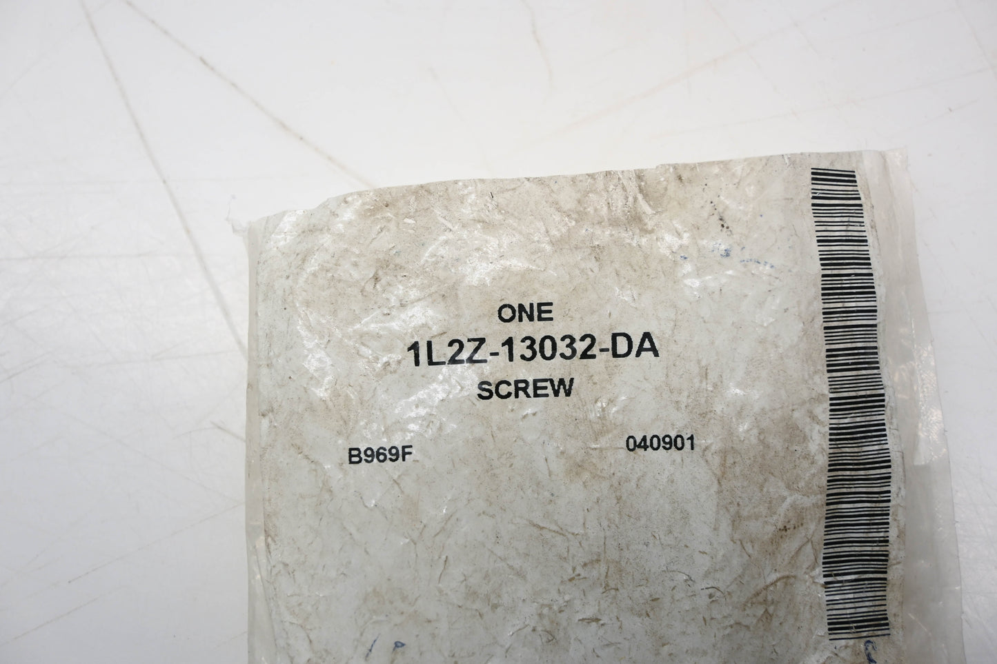 Ford 1L2Z-13032-DA Headlamp Pivot Screw Assembly NOS