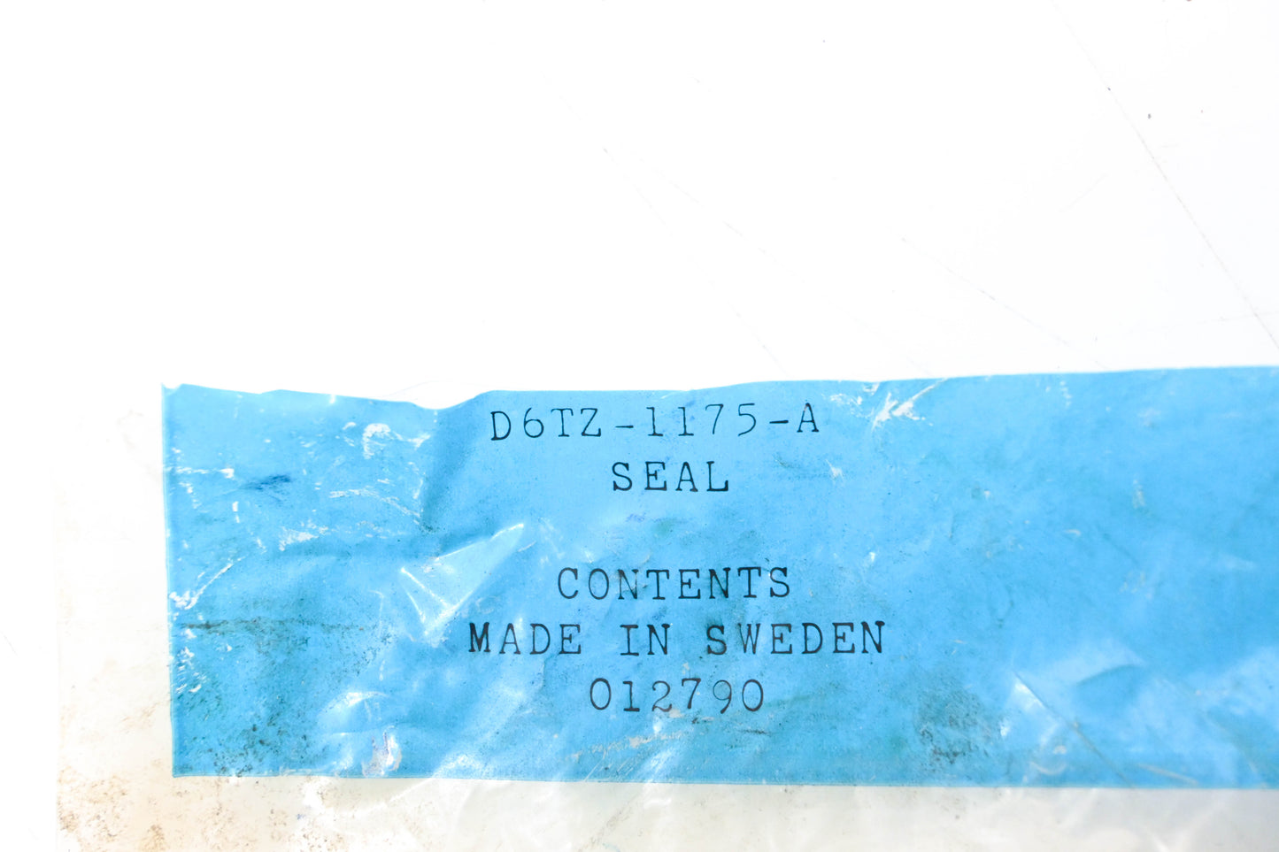 New OEM Ford D6TZ-1175-A Spindle Arm Oil Seal NOS