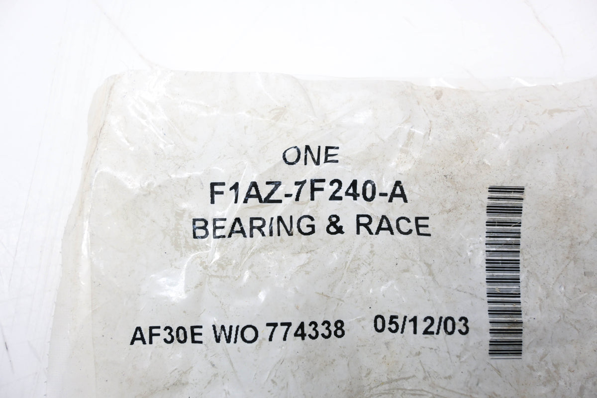 New OEM Ford F1AZ-7F240-A Race Bearing NOS