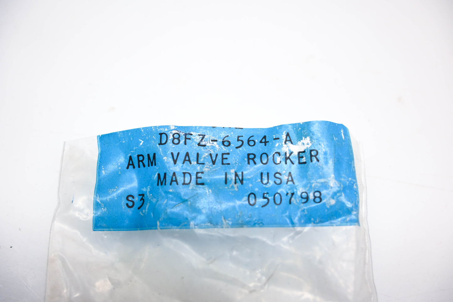 New OEM Ford D8FZ-6564-A 4 Cylinder Rocker Arm NOS