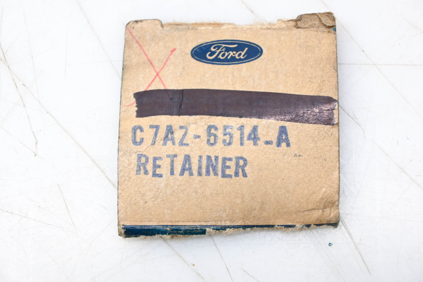 New OEM Ford C7AZ-6514-A Valve Spring Retainer NOS