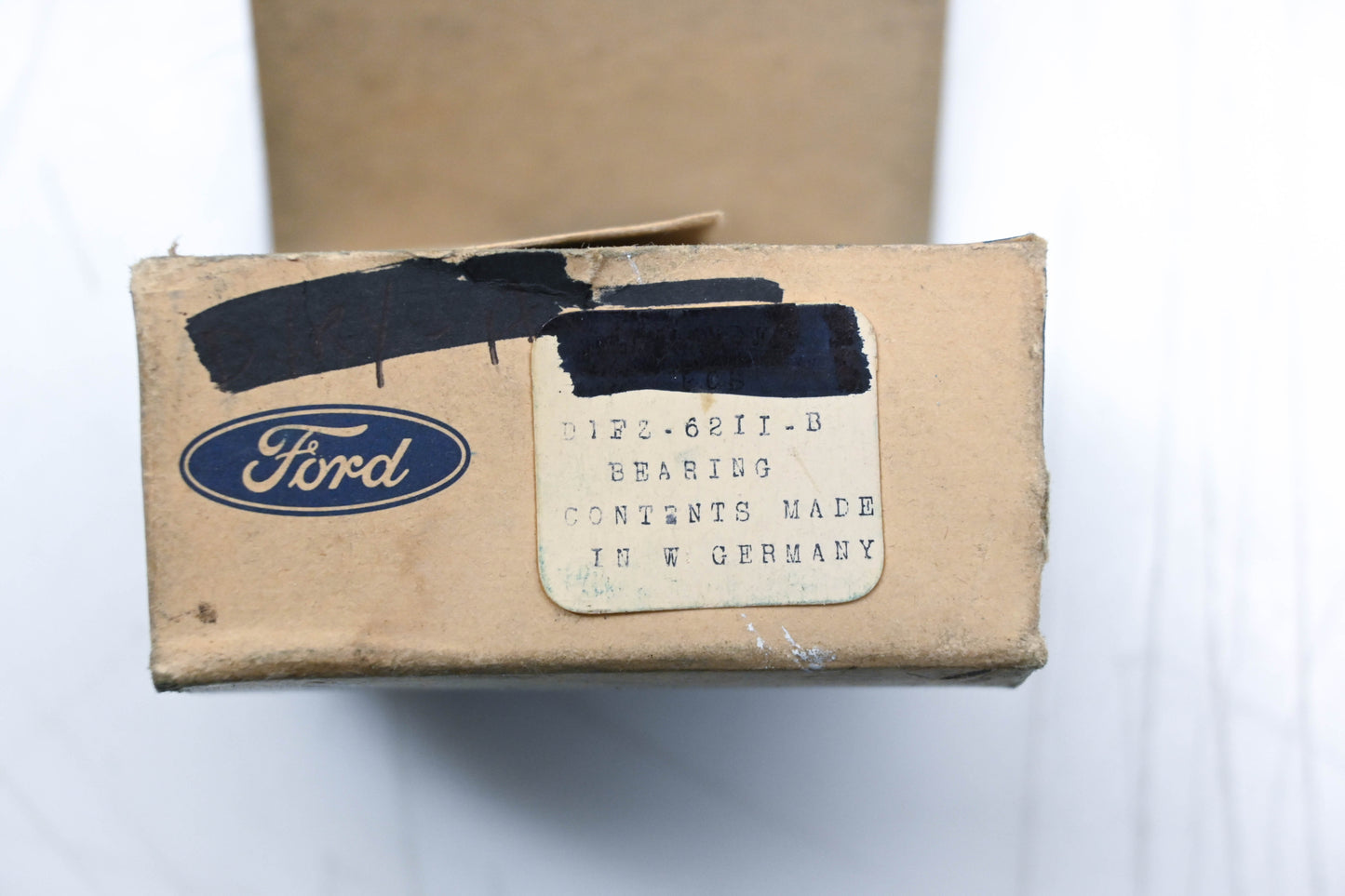 New OEM Ford D1FZ-6211-B Connecting Rod Bearing Kit NOS