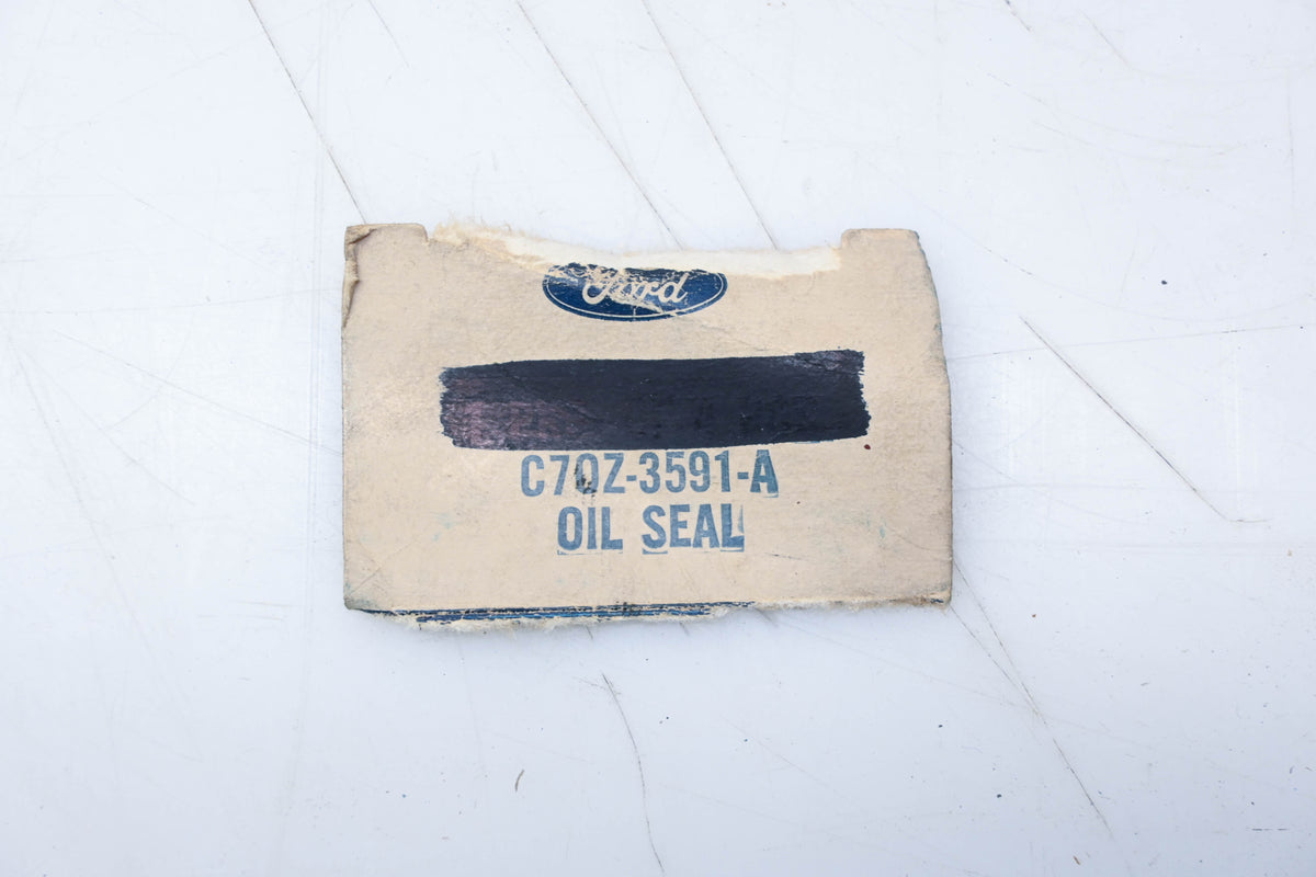 New OEM Ford C7OZ-3591-A Red Oil Seals Qty 3 NOS
