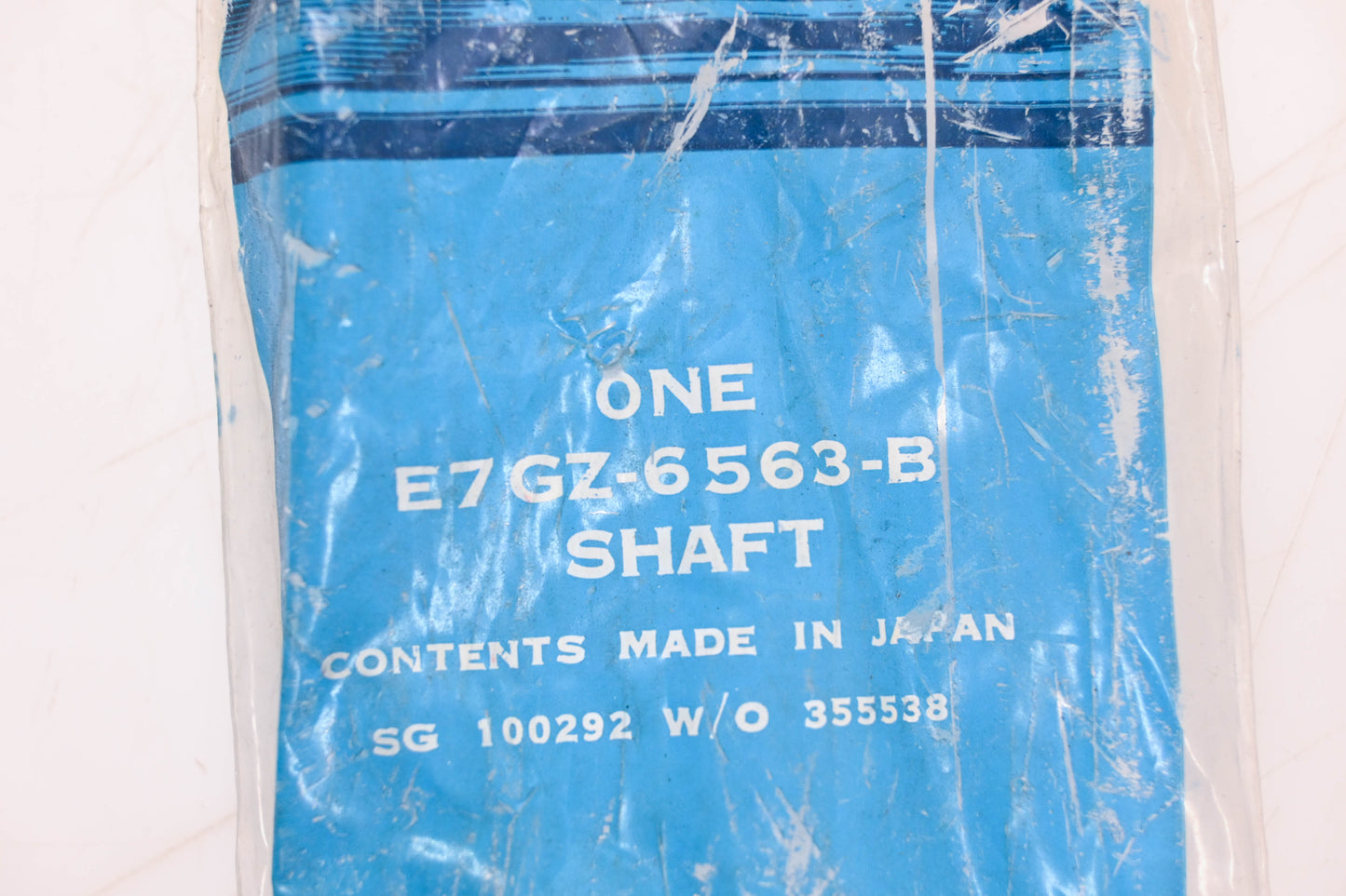 New OEM Ford E7GZ-6563-B Rocker Arm Shaft NOS