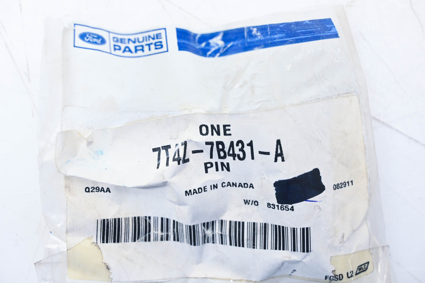 New OEM Ford 7T4Z-7B431-A Retaining Pin NOS