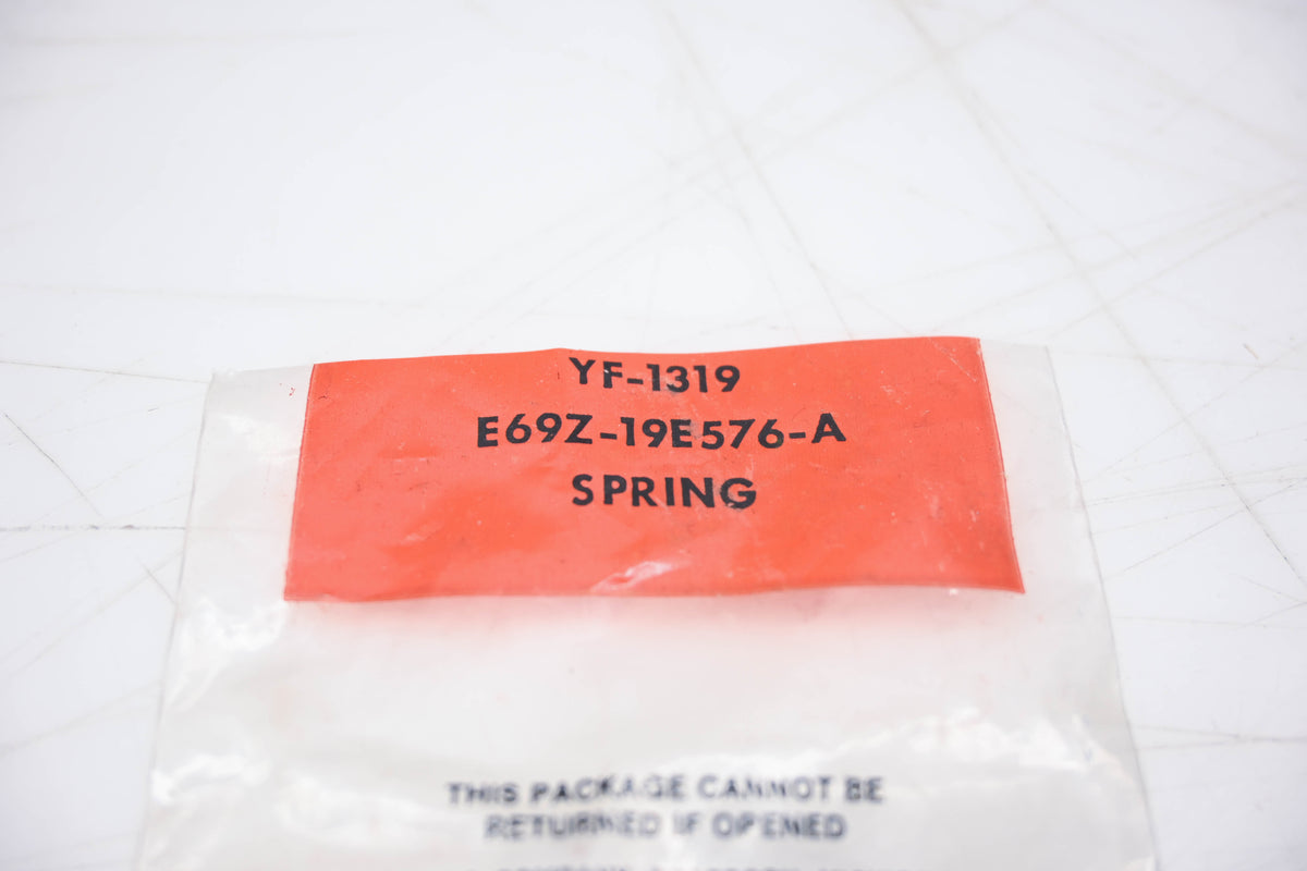 New OEM Motorcraft YF-1319, E69Z-19E576-A AC System O-Ring NOS