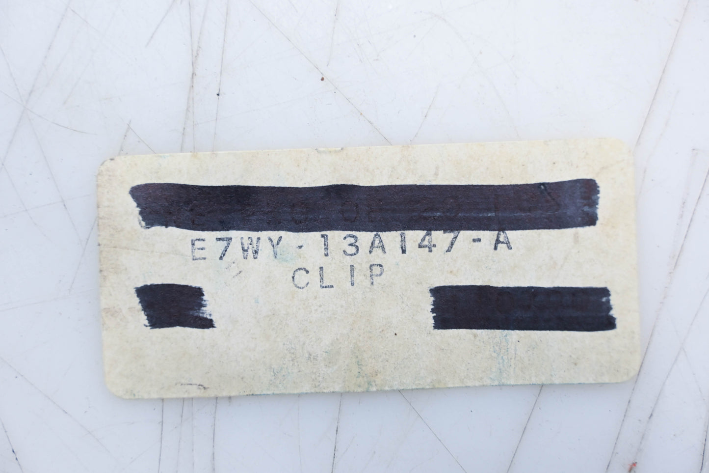 New OEM Ford E7WY-13A147-A Headlight Adjuster Retainer Screw Clips Qty 2 NOS