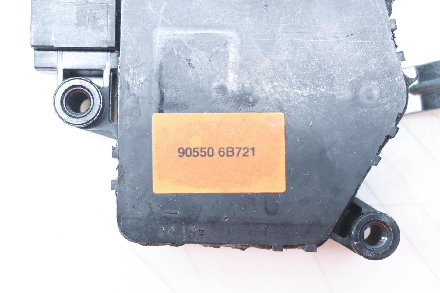 Nissan 905506B721 Hatchback Lock Actuator Assembly NOS