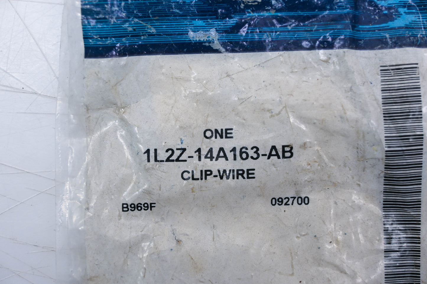 New OEM Ford 1L2Z-14A163-AB Wire Clip/ Retainer NOS
