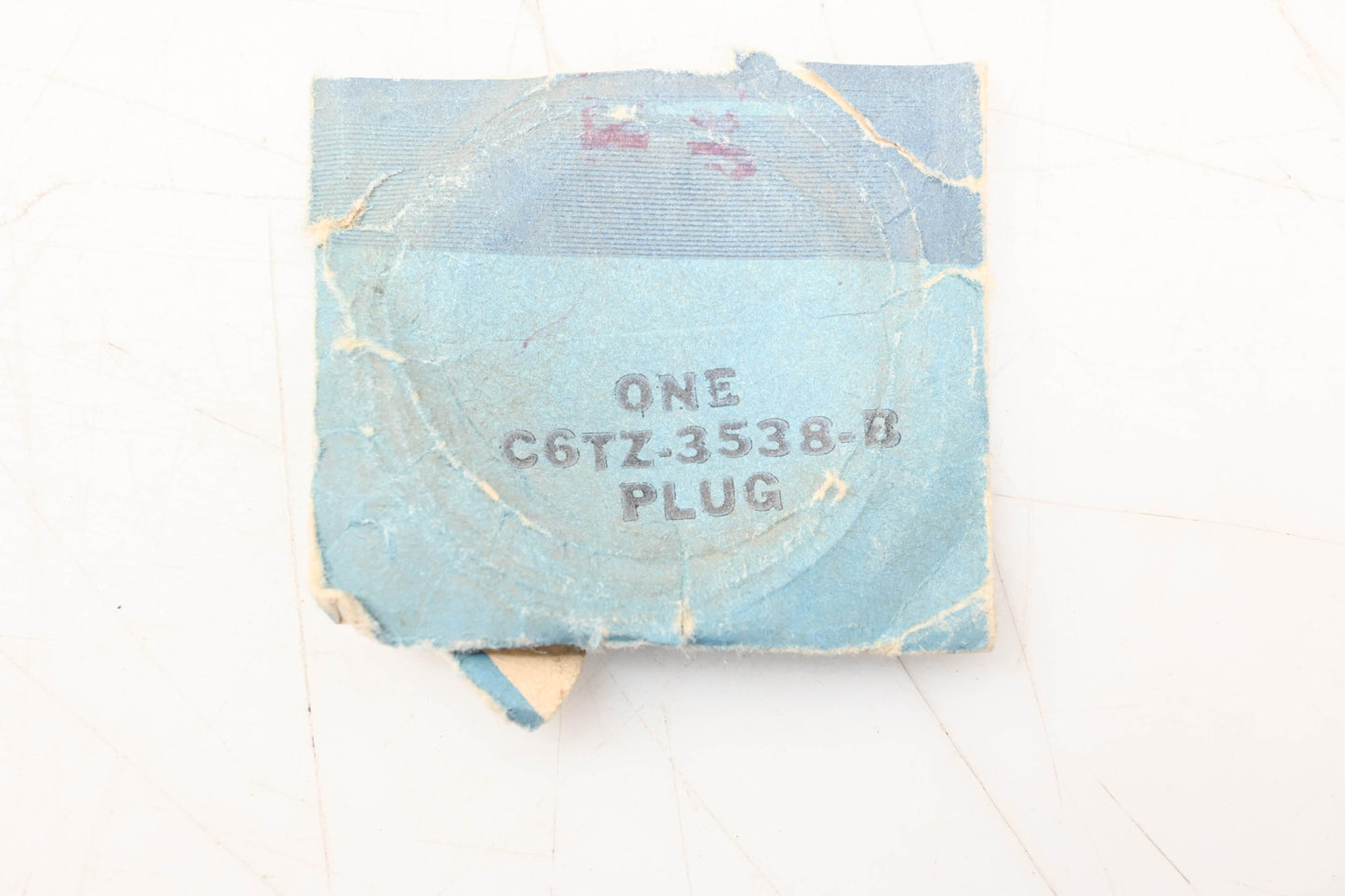 New OEM Ford C6TZ-3538-B Plug NOS