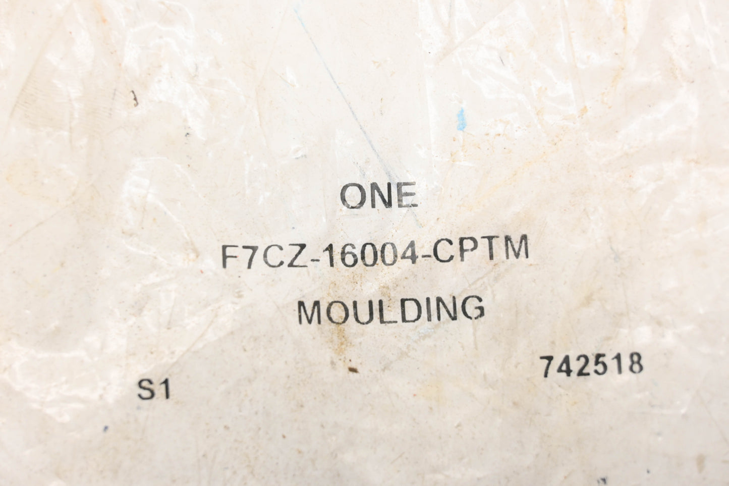 New OEM Ford F7CZ-16004-CPTM Front Fender Moulding Trim NOS