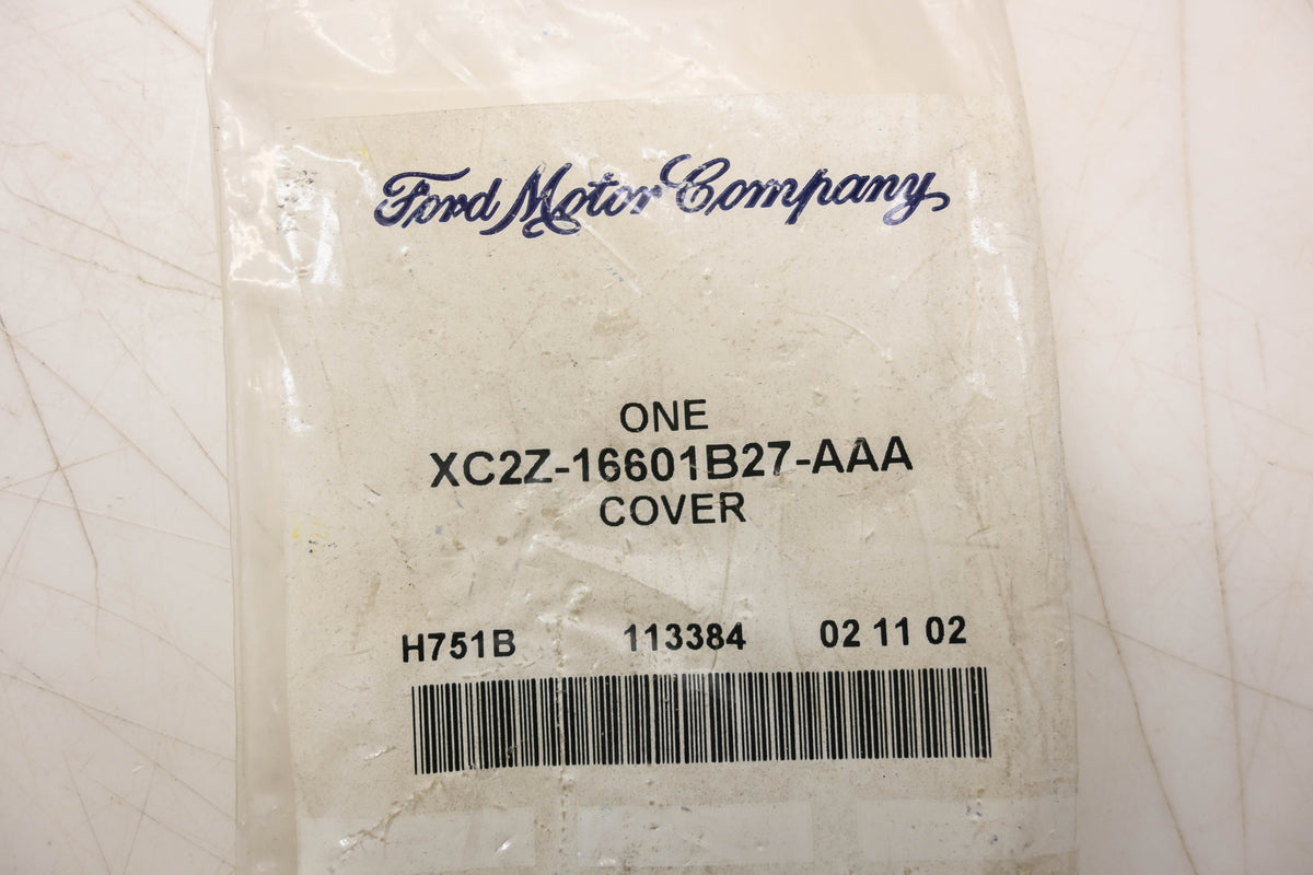 New OEM Ford XC2Z-16601B27-AAA Seat Belt Opening Cover NOS