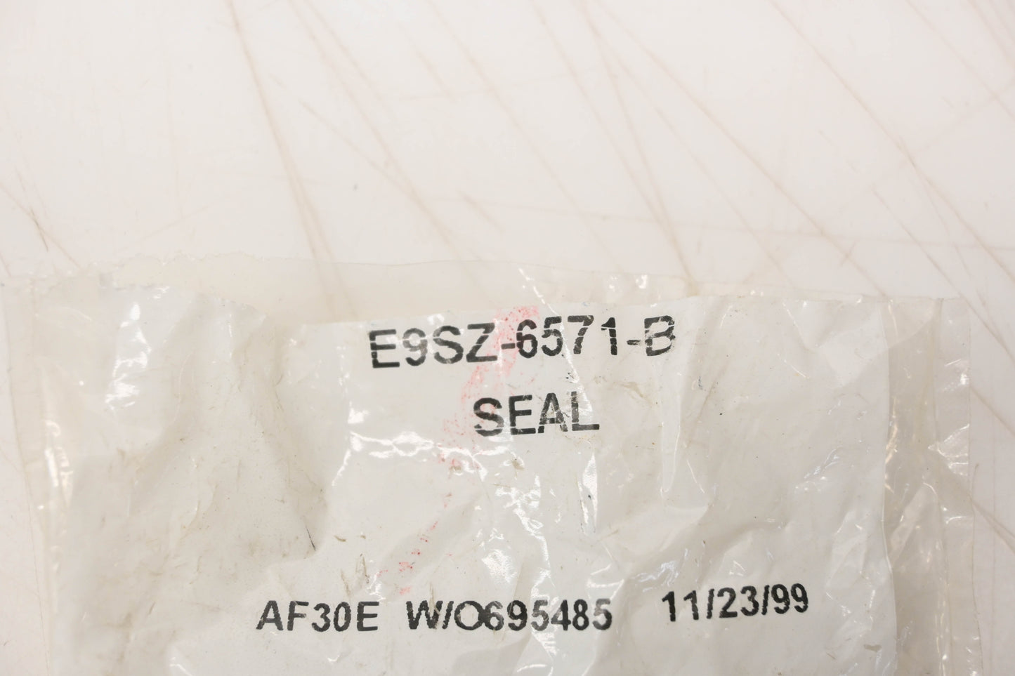 New OEM Ford E9SZ-6571-B Valve Stem Seals Qty 2 NOS