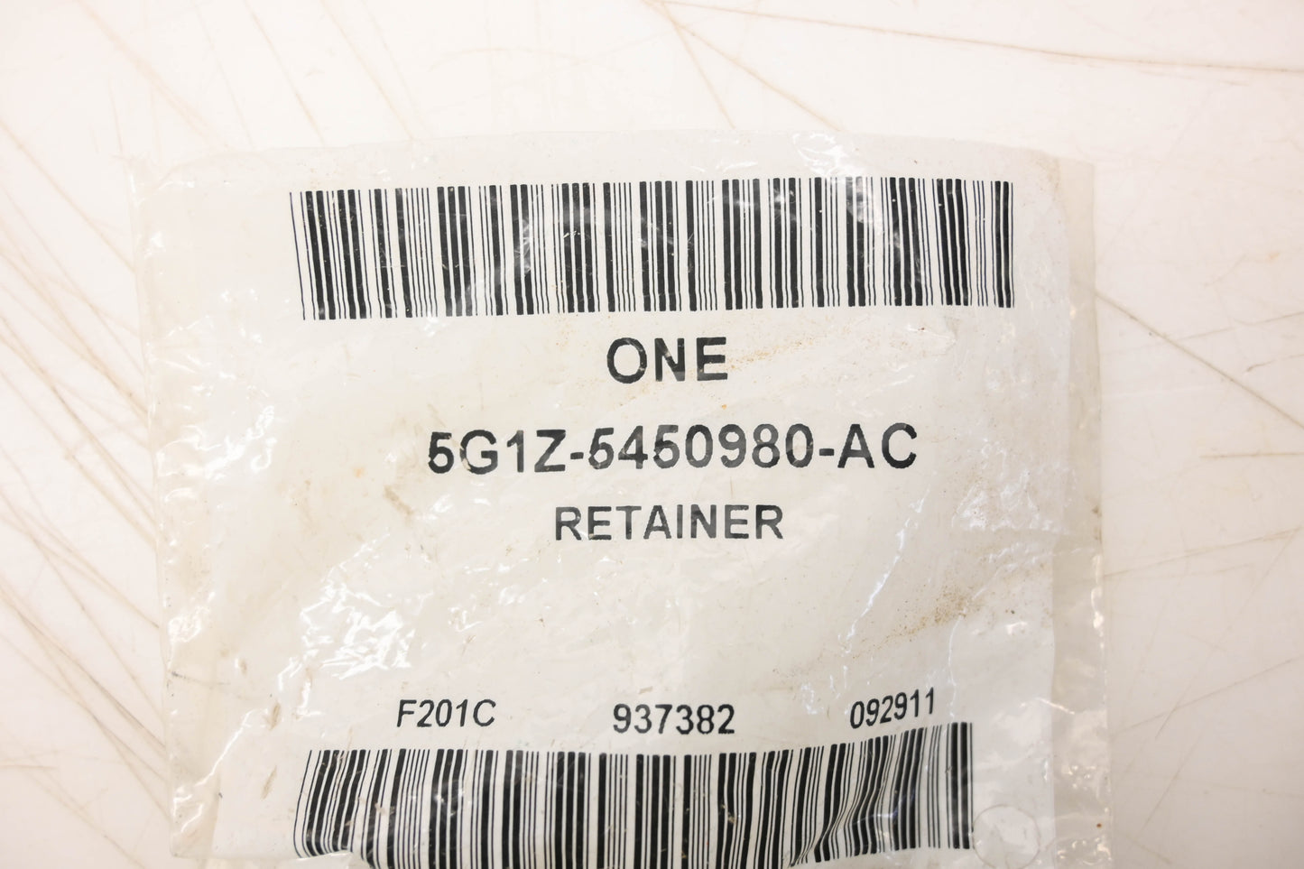 New OEM Ford 5G1Z-5450980-AC Retainer NOS