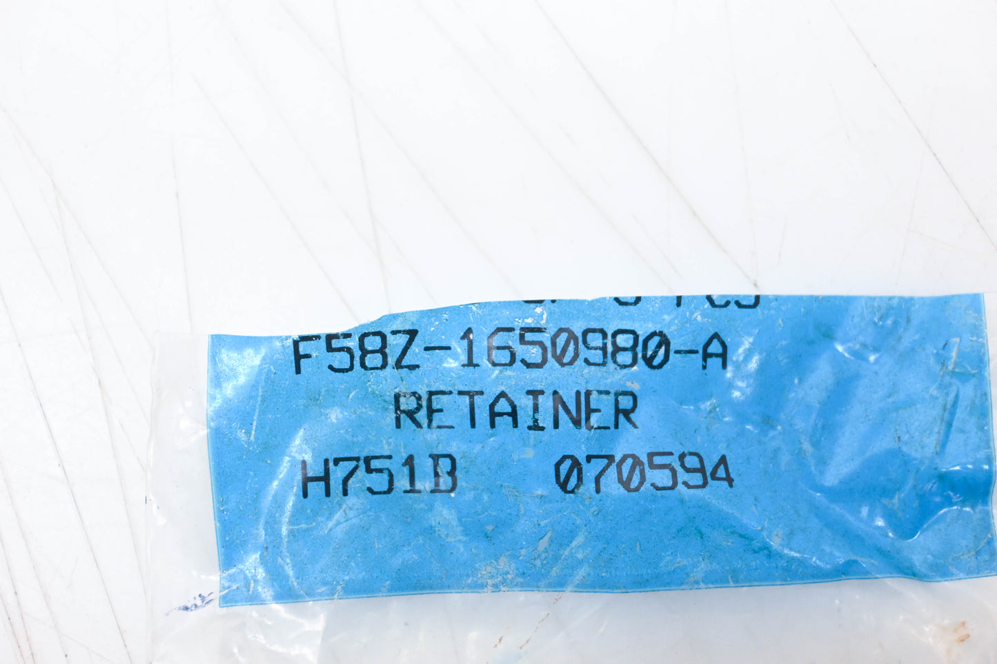 New OEM Ford F58Z-1650980-A Retainer NOS