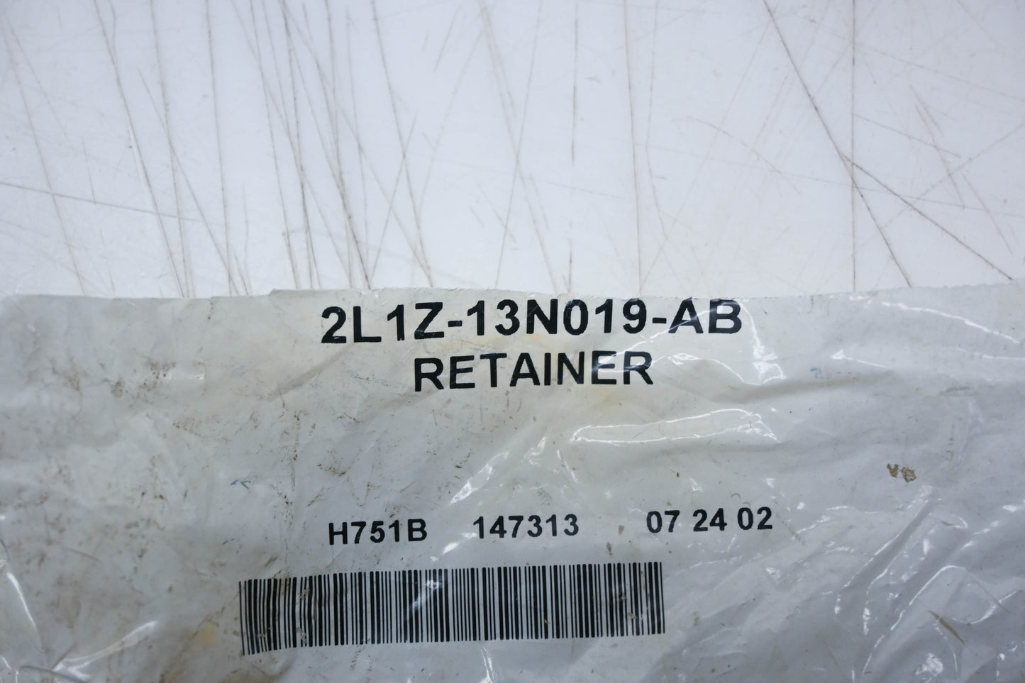 New OEM Ford 2L1Z-13N019-AB Bulb Retainer/ Cover NOS