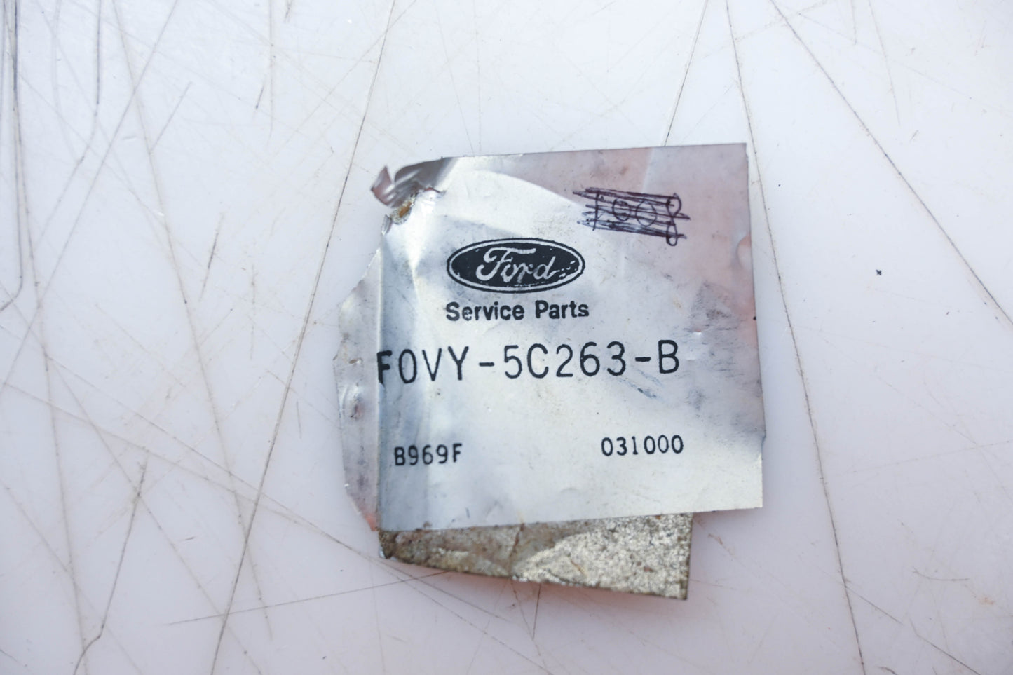 New OEM Ford FOVY-5C263-B Exhaust Hanger Bracket NOS