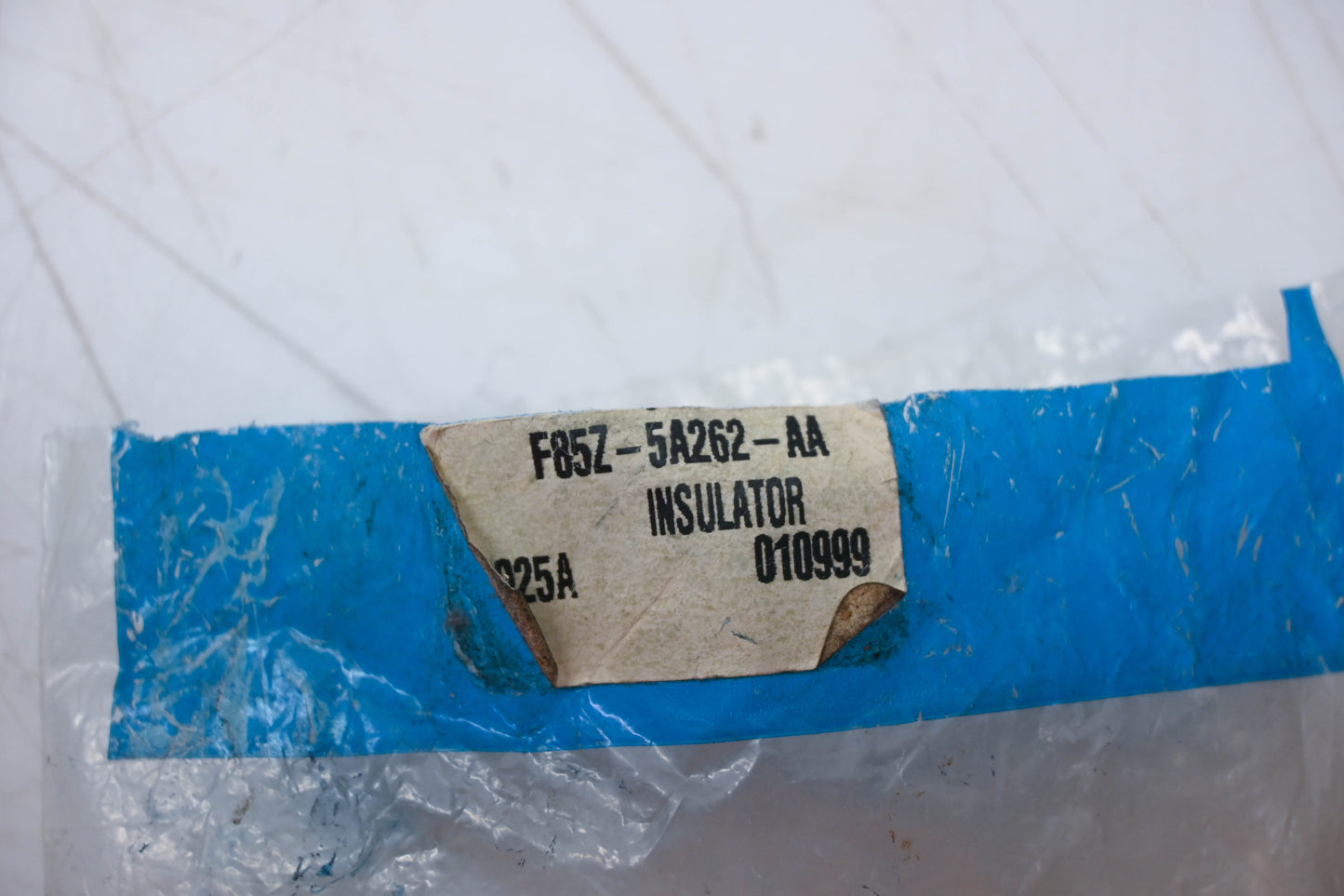 New OEM Ford F85Z-5A262-AA Rubber Insulator NOS