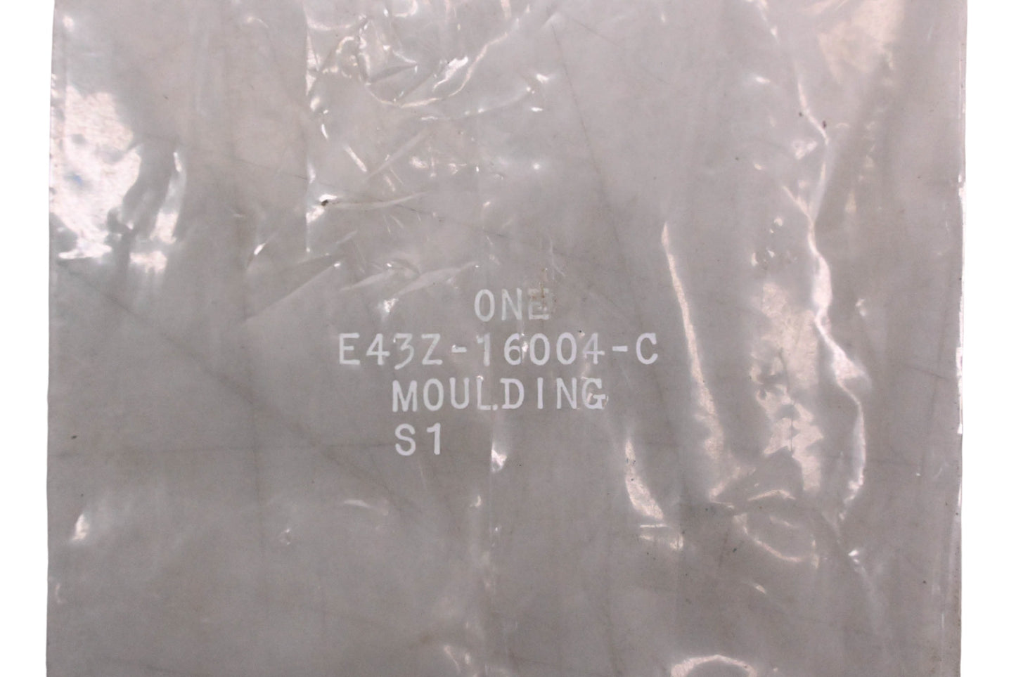 New OEM Ford E43Z-16004-C Front Fender Trim Moulding NOS