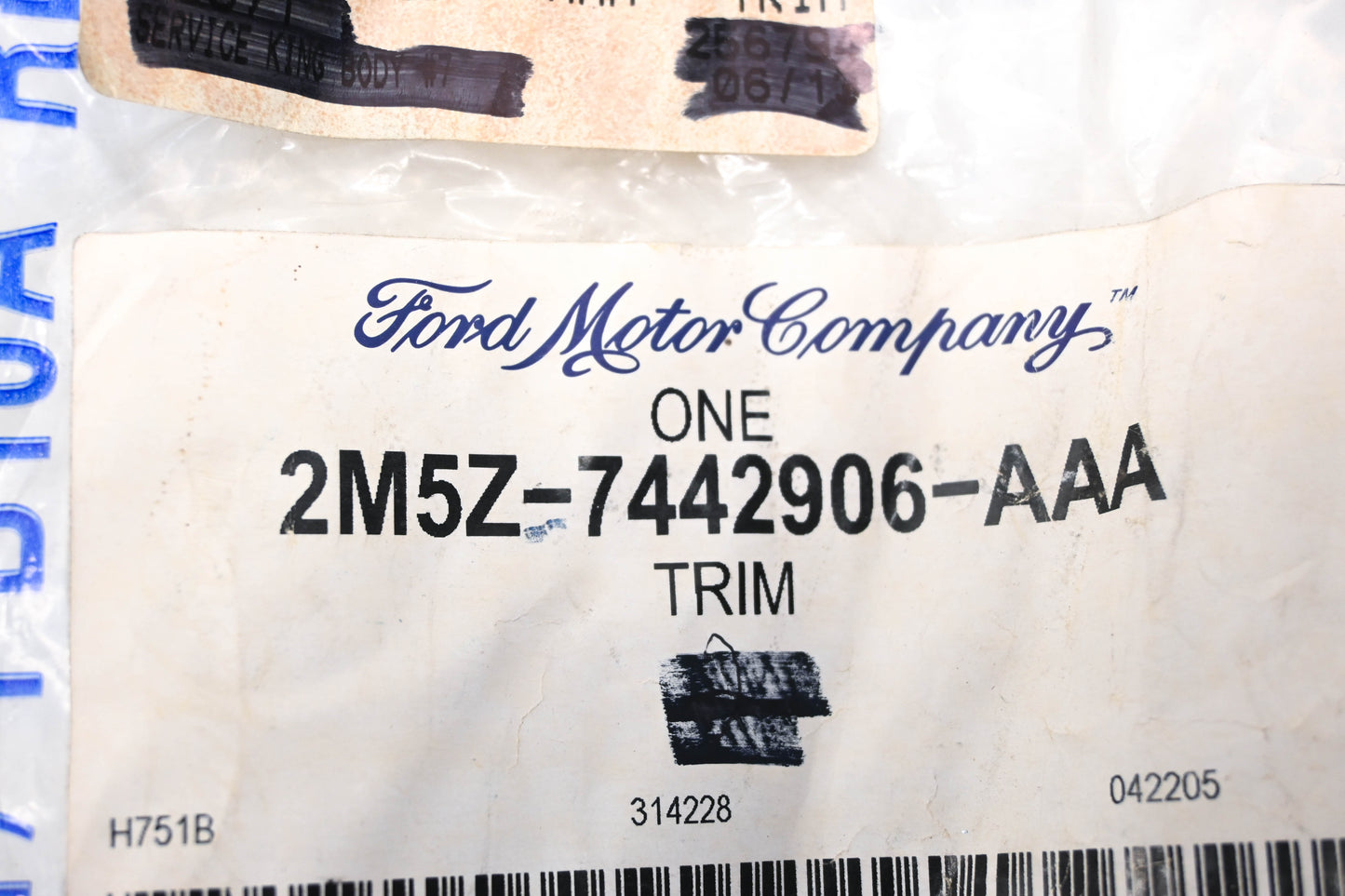 New OEM Ford 2M5Z-7442906-AAA Interior Trim Panel Cover Moulding NOS