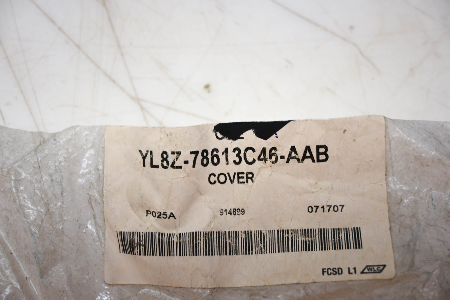 New OEM Ford YL8Z-78613C46-AAB Seat Belt Retractor Cover NOS