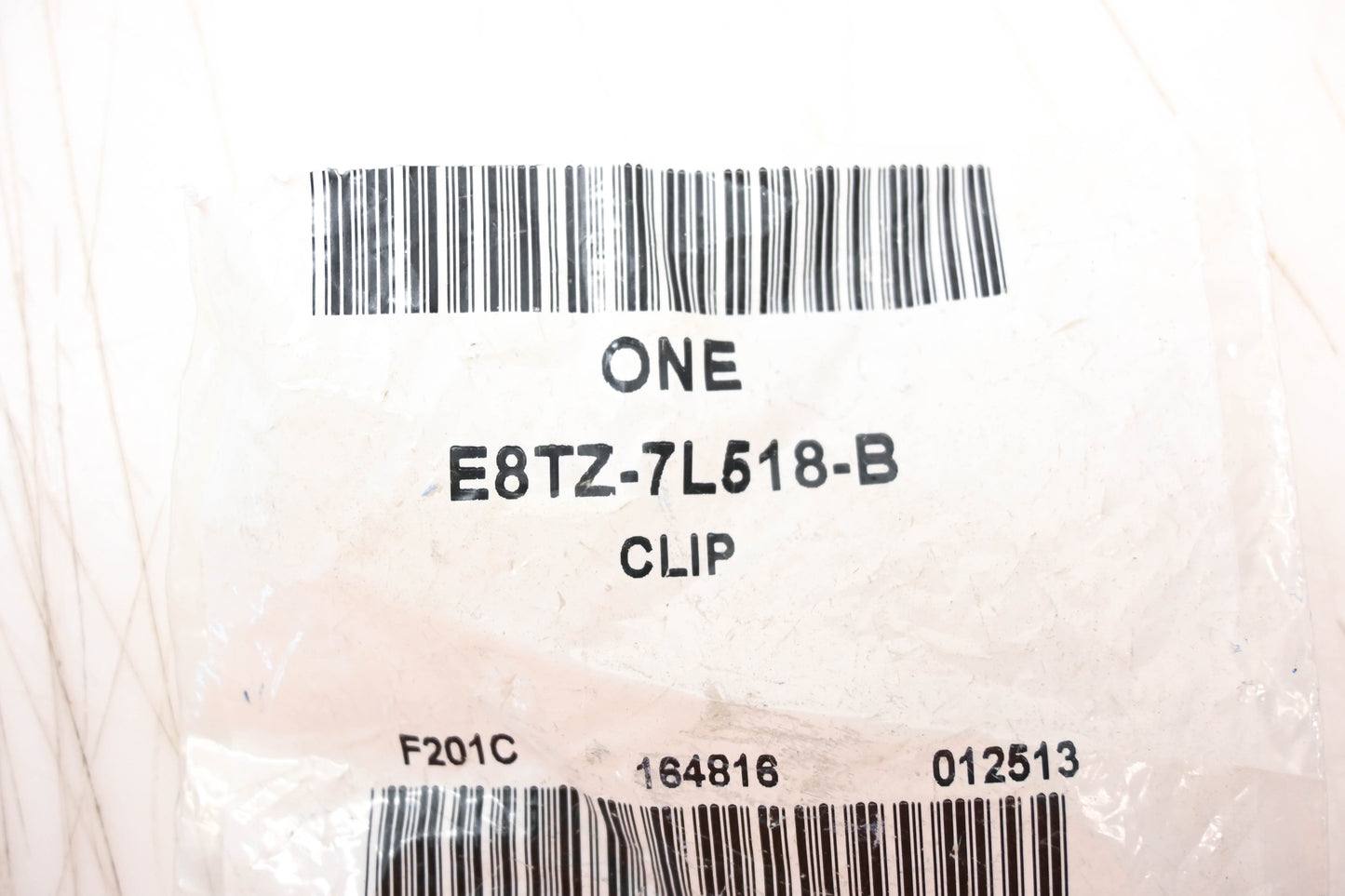 New OEM Ford E8TZ-7L518-B Block Clip Kit NOS