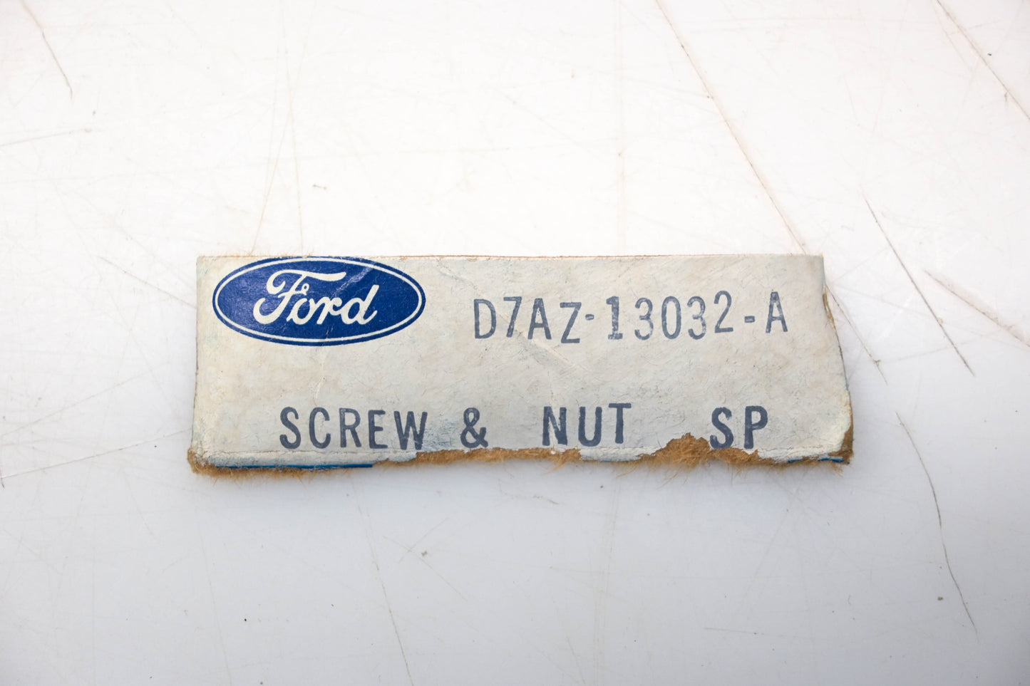 New OEM Ford D7AZ-13032-A Headlight Adjusting Screw Assembly NOS