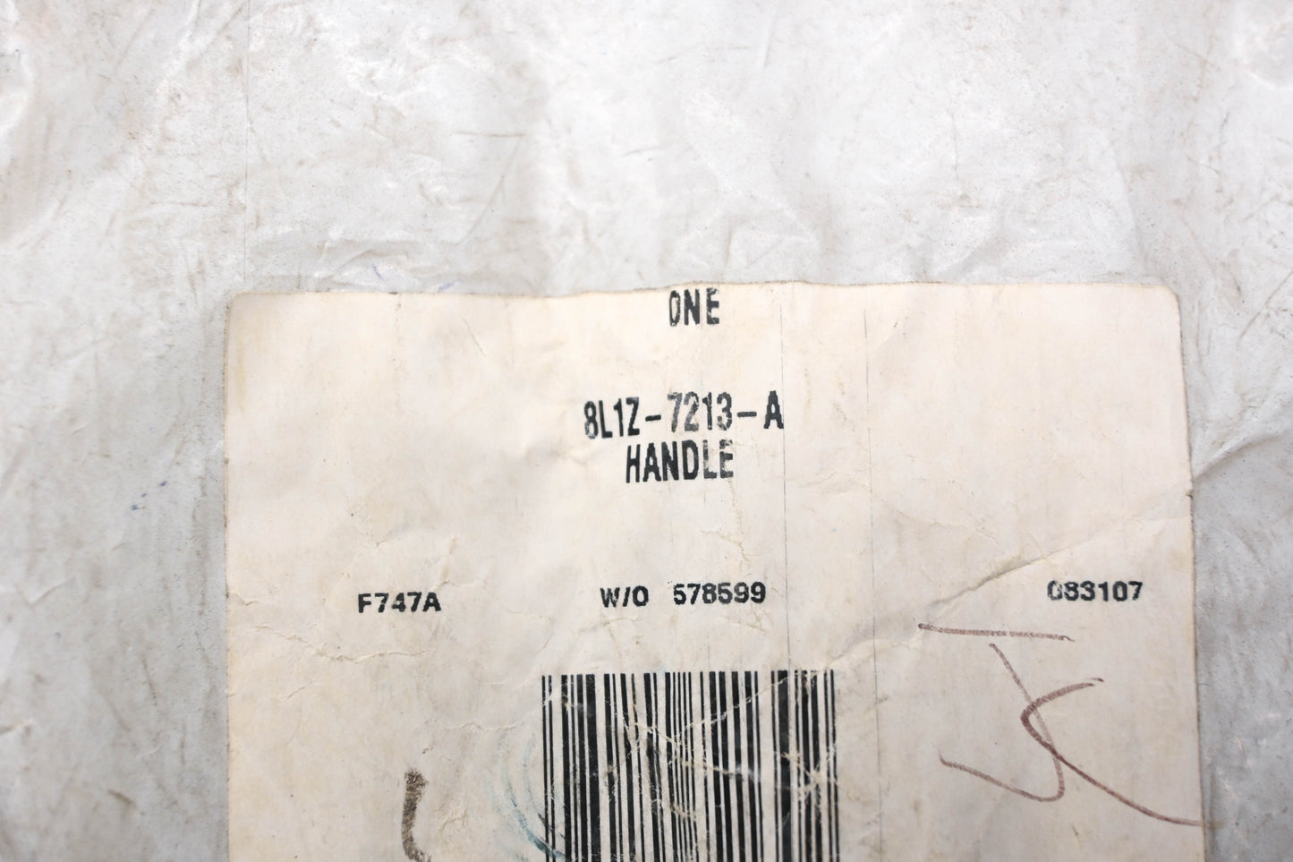 New OEM Ford 8L1Z-7213-A Shift Knob Handle Assembly NOS