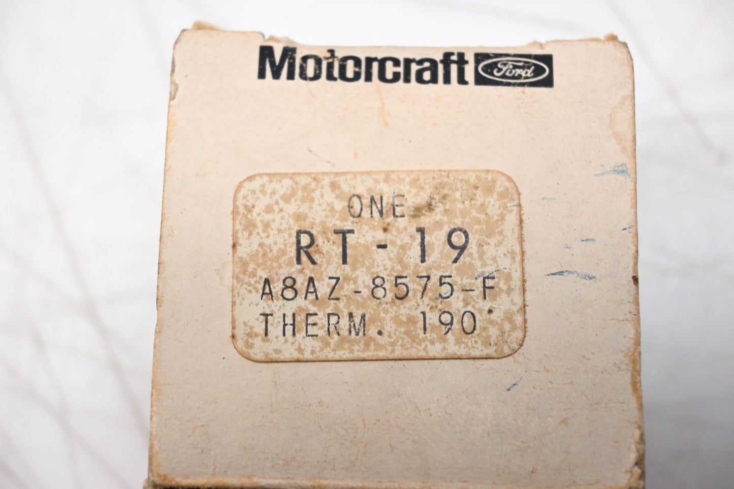 New OEM Motorcraft RT-19, A8AZ-8575-F Engine Coolant Thermostat Assembly NOS