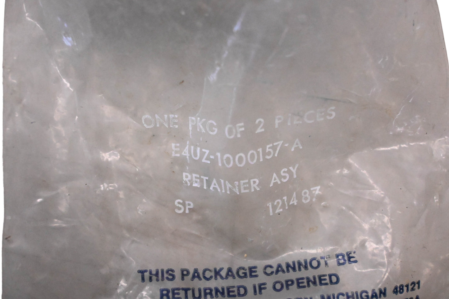 New OEM Ford E4UZ-1000157-A Lower Body Bolt Absorber Retainer Plates Qty 2 NOS