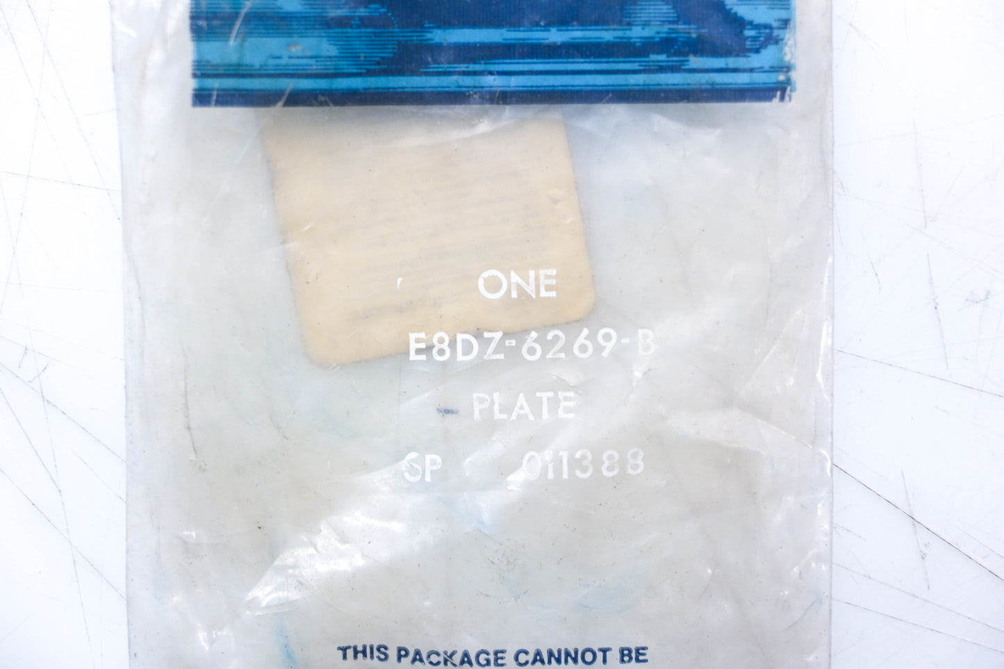 New OEM Ford E8DZ-6269-B Camshaft Thrust Retainer Plate NOS