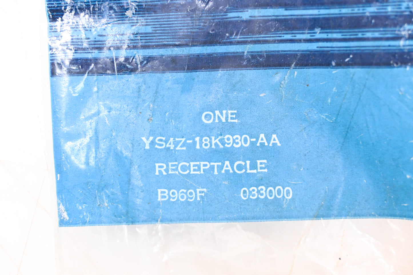 New OEM Ford YS4Z-18K930-AA Receptacle Assembly NOS