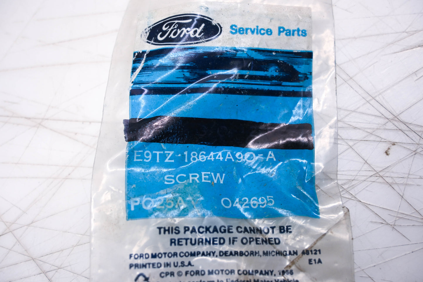 New OEM Ford E9TZ-18644A90-A Screw NOS