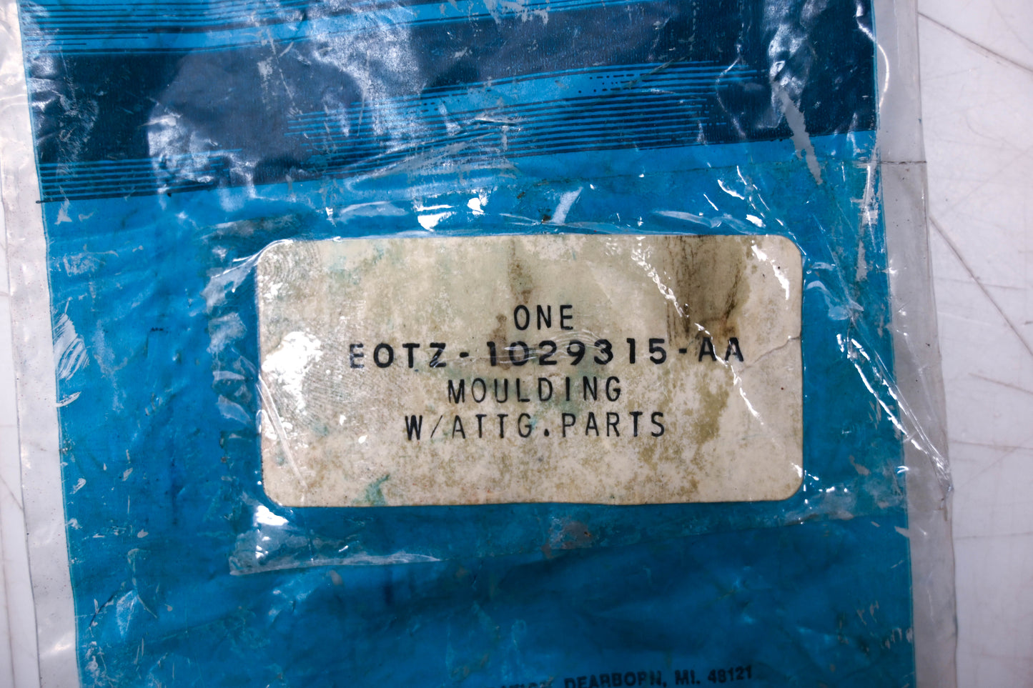 New OEM Ford EOTZ-1029315-AA Left Side Cab Moulding Assembly Kit NOS