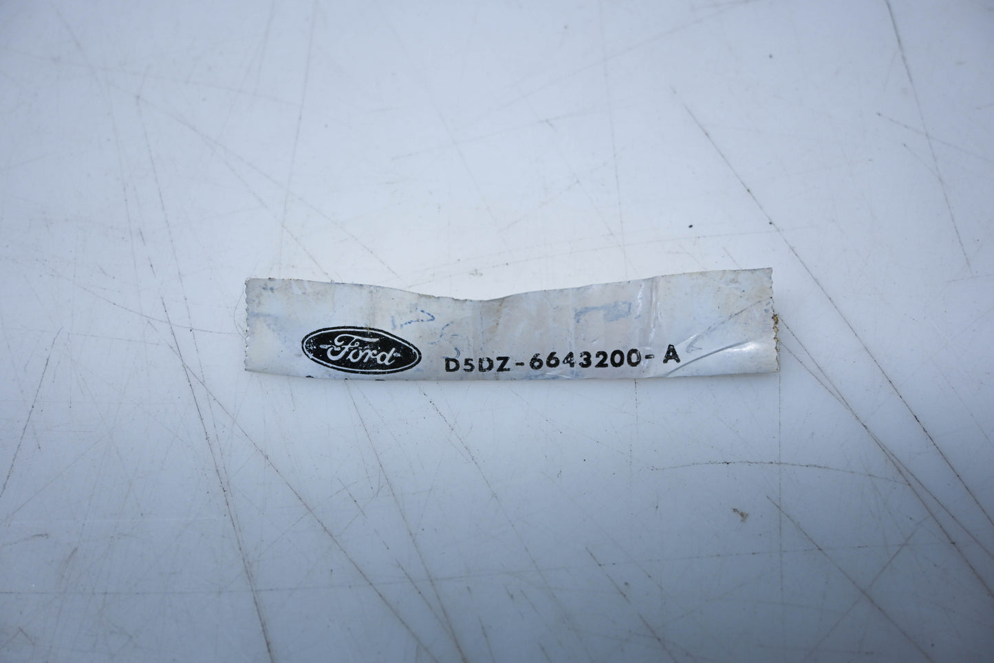 New OEM Ford D5DZ-6643200-A Trunk Latch Assembly NOS