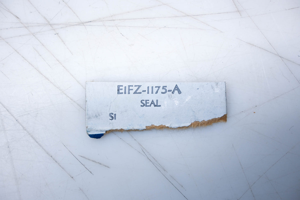 New OEM Ford E1FZ-1175-A Rear Wheel Seal NOS