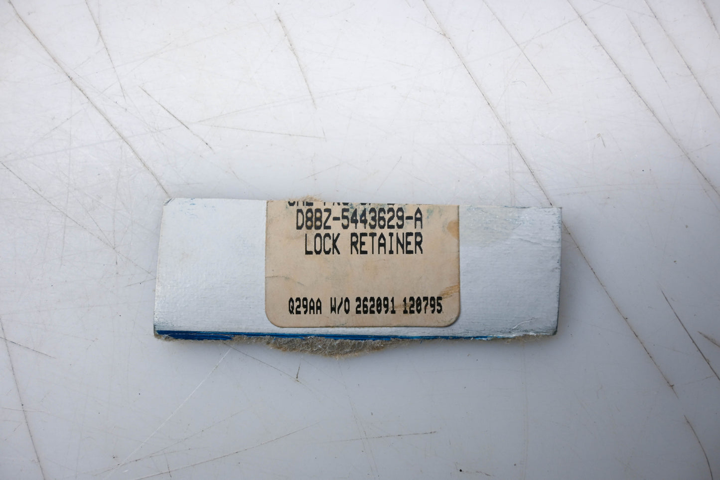 New OEM Ford D8BZ-5443629-A Lock Cylinder Retainer NOS