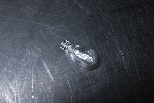 New OEM Ford F67Z-13468-BA Bulb Assembly NOS