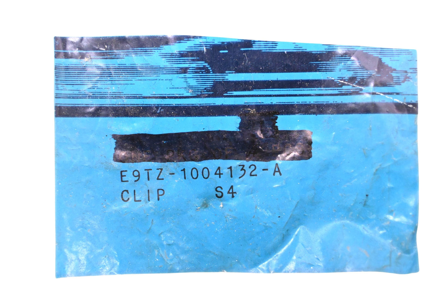 New OEM Ford E9TZ-1004132-A Sun Visor Retainer Clip NOS