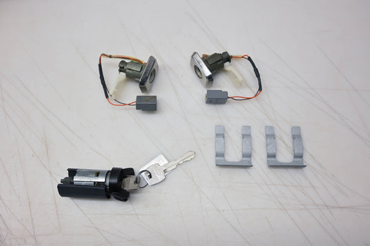 New OEM Ford E6LY-6322050-B Door Lock Cylinder & Key Kit NOS